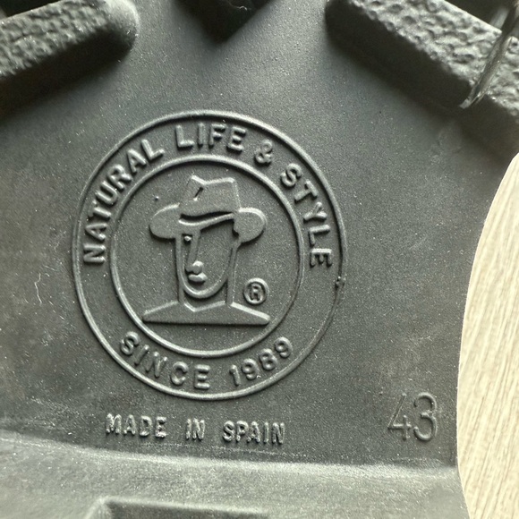 Black Leather Men's Oxfords - Picture 4 of 4